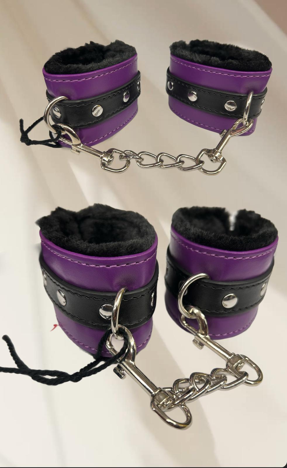 JOYGASMS PU  faux leather fur lined Black purple Handcuffs