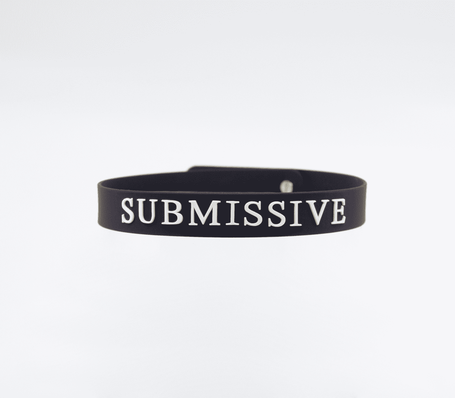 Silicone ‘SUBMISSIVE’ collar.