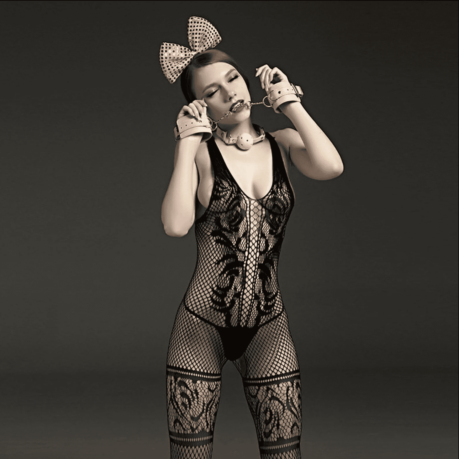 Crotchless lace design bodystocking. LIN 7098