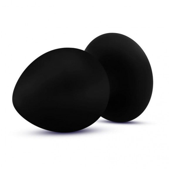 Anal Adventures Platinum Silicone Anal Stout Plug Black Anal Stretching Butt Plug with Suction Cup Medium