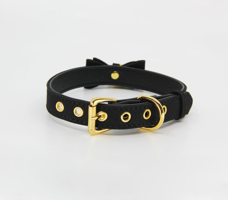 Berlin Baby Dainty Kitty Faux Suede Adjustable Collar with Bow Grained Leatherette Lining and Functional Cat Bell