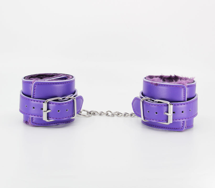 Berlin Baby Faux fur lined vegan leatherette adjustable wrist restraints with detachable chain join